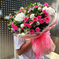 Tenderness of Clouds” – Hydrangeas, Pink Roses, White Lisianthuses, and White Roses – Soft Floral Arrangement